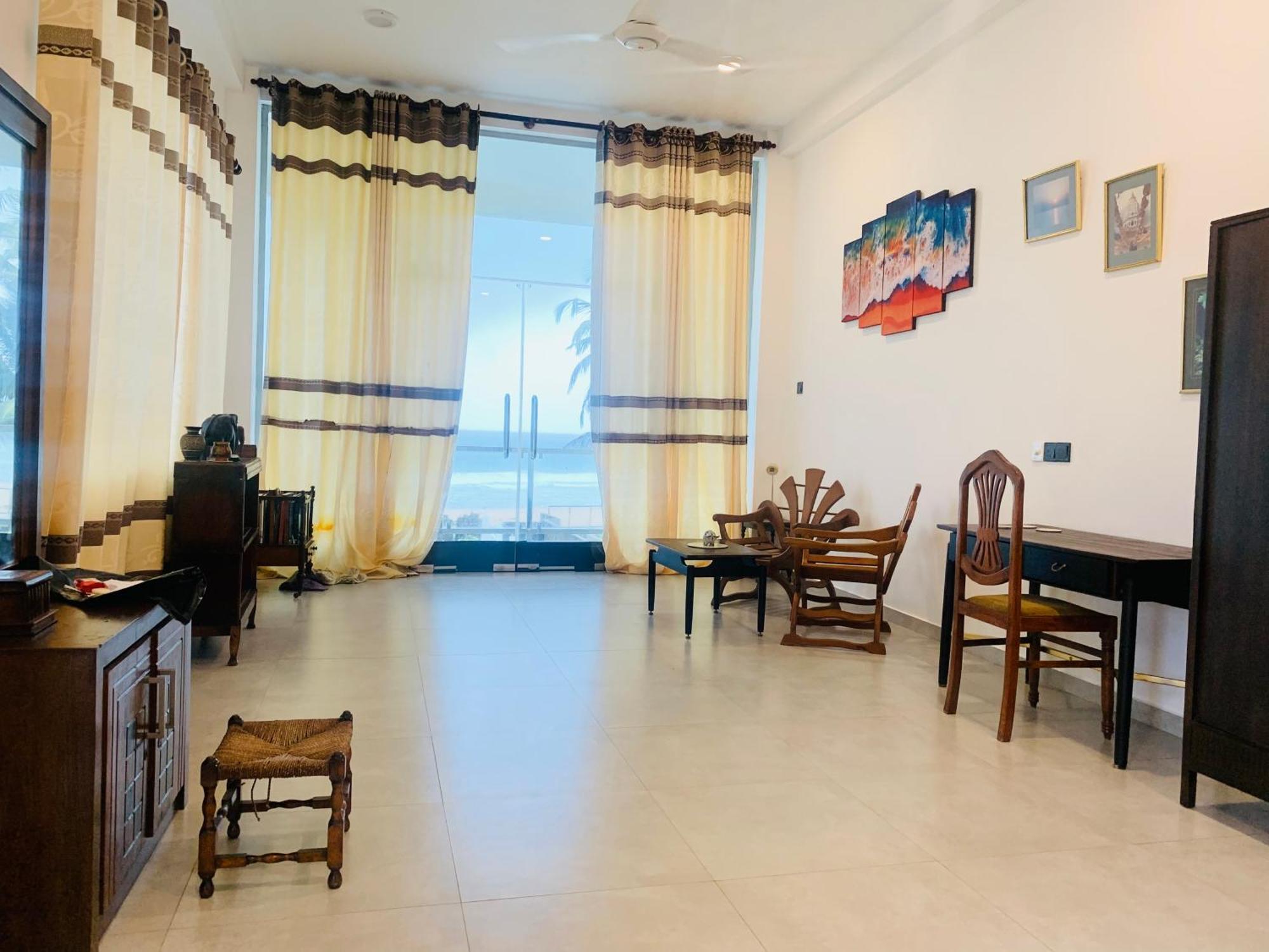 Kavin Beach Hotel Hikkaduwa Exterior photo